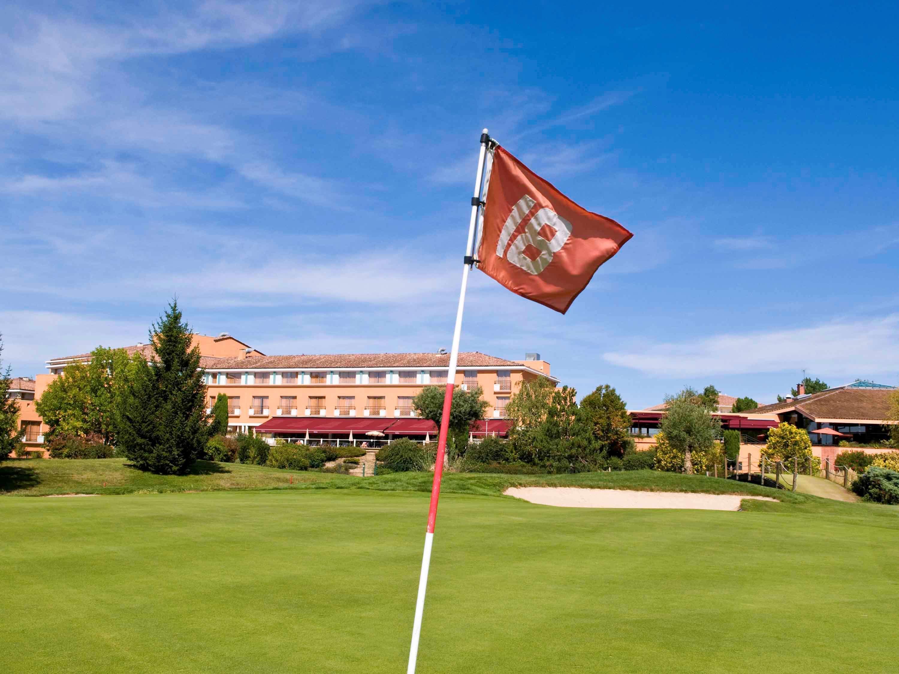 Hotel Mercure Toulouse Aeroport Golf De Seilh