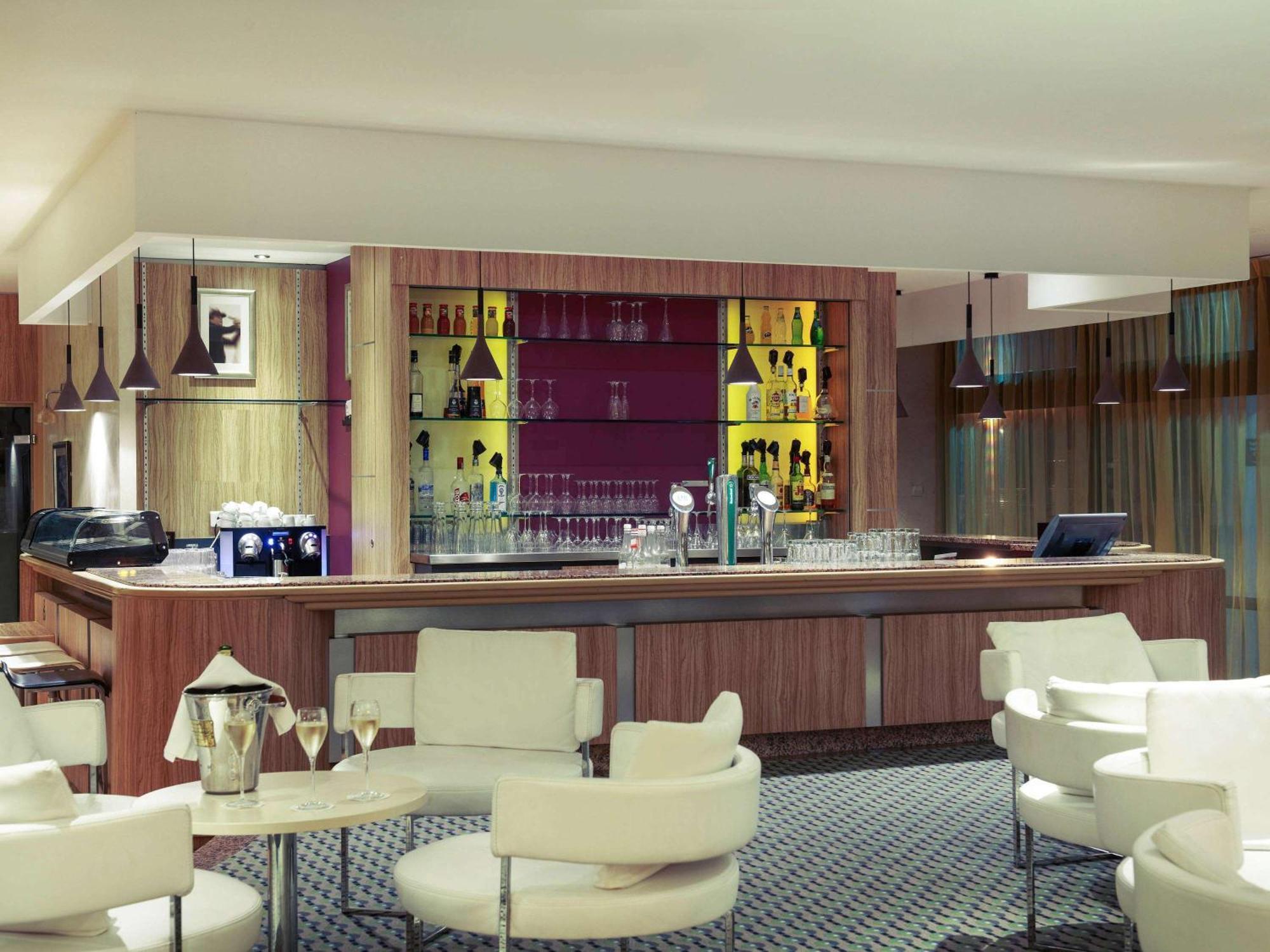 Hotel Mercure Toulouse Aeroport Golf De Seilh
