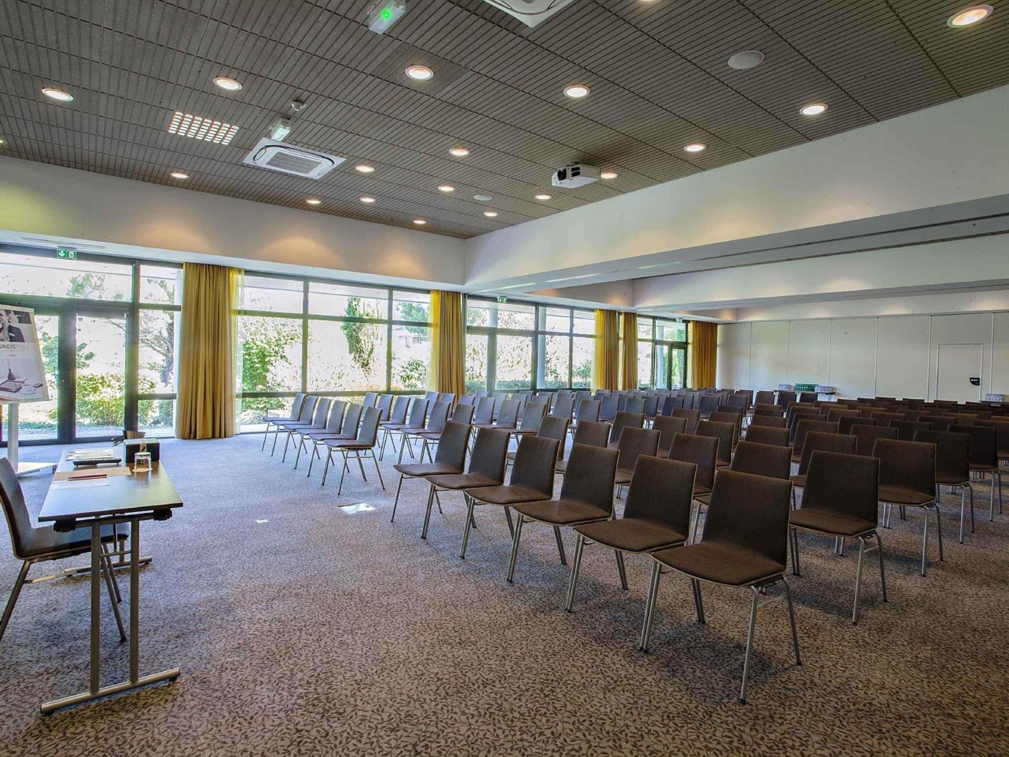 Hotel Mercure Toulouse Aeroport Golf De Seilh